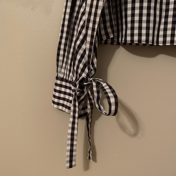 Zara Checkered Tie-Sleeve Blouse - Picture 2 of 5